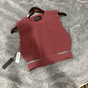 Ariztia Ten Babaton Top. Size Medium